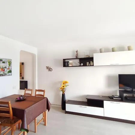 Studio Apartment In Las Americas K106 플라야데라스아메리카스