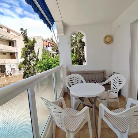 Studio Apartment In Las Americas K106 * 플라야데라스아메리카스